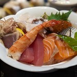 天慎 - 海鮮丼