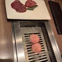 焼肉うしごろ 新宿三丁目店 - 