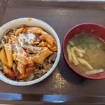 すき家 - ナポリタン牛丼ミニとみそ汁