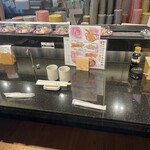 回転寿司 旬花 - 内観