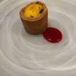 la falaise - エッグタルト ラズベリーソース