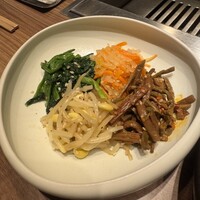 焼肉うしごろ 新宿三丁目店 - 