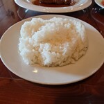 こぶたの家 - ◯ご飯
大盛りで選択したら、ガッツリとはあった

値段は変わらないのはありがたいけれど

豚肉（ミニだいすけやき）ではご飯が食べられないので
残っていた豚汁で
無理矢理❔（笑）ご飯を食べることになった