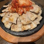 コリアンダイニング クオンズ - 