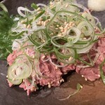 越後屋鶴千代 - 