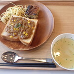 トーコーキッチン - カレーパン キッシュ、スパサラ、スープ