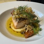 コンチネンタルルーム - ノルウェーサーモンのロースト