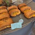 クロワッサン屋サクサク 本店 - 