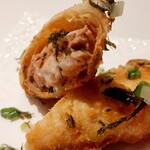 中国飯店 富麗華 - 和牛と里芋の湯葉包み揚げ