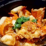 中国飯店 富麗華 - 伊勢海老と春雨のXO醤炒め土鍋仕立て(取り分け前)