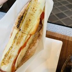 にぎ和伊カフェむろいし - パン料理のカスクート