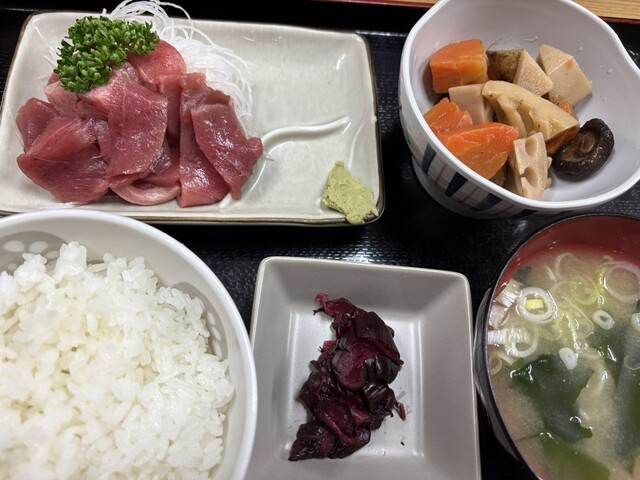 市場食堂（いちばしょくどう） - 青森（海鮮丼）の写真