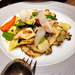 中華街 桂宮 - アワビと季節野菜のXO醤炒め