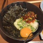 焼肉家 KAZU 神楽坂 - 玉子かけヤンニョンご飯