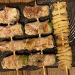 やきとり中山商店 - アスパラ豚巻き、皮