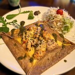 GALETTE BURGER'S - 本日のスペシャルガレット　サラダ付き