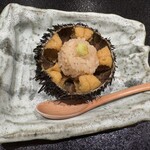 神田錦町 鮨たか晴 - 殻付き雲丹：濃厚な雲丹の風味がダイレクトに美味い