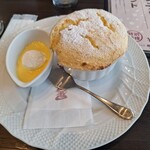 星乃珈琲店 CeeU Yokohama店 - バニラスフレとアングレーズソースです。