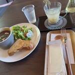 カフェ・リヴィエラの小屋 - 