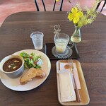 カフェ・リヴィエラの小屋 - 