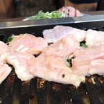 焼肉ホルモン ボンズ - ホルモン（当然美味しい）