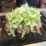 焼肉ホルモン ボンズ - ネギだくはらみステーキ（もう美味そう）