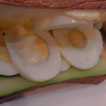 珈琲　蕃 - オープンサンド（卵ときゅうり）