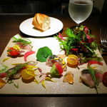 サバの軽いグリエ カラフルトマトを添えて