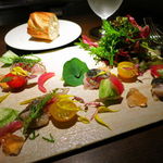 サバの軽いグリエ カラフルトマトを添えて