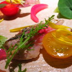 deco - サバの軽いグリエ カラフルトマトを添えて