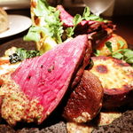 deco - 牛カイノミのロースト 夏野菜を添えて