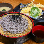 昇仙峡 甲州郷土料理 ほうとう・うなぎ わらじ - 料理写真: