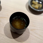 鮨 西崎 - 味噌汁は、西崎さんのが一番好きかも(^^)