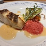 297194534 - 旬魚人参 発酵レモン　愛媛県産天然真鯛のポアレ
