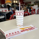 In-N-Out Burger - 『Cheese Burger Animal $4.25』 『French Fries $2.35』 『Soft Drink M $2.30』