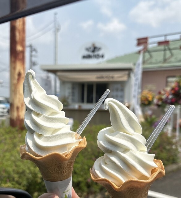 <みるく> みるく104 （みるく天使） - 商工会議所前/ソフトクリーム