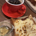 オニヤンマ コーヒー&ビア - 