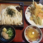 うどん本陣 山田家 讃岐本店 - 