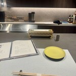 焼鳥 燃暖 - カウンター席でいただきました