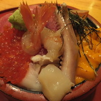 鮨政 西口店 - 北海丼・大盛り￥１１８０（税込み）