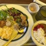 8LOUNGE - 