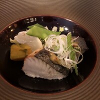 春秋ユラリ 恵比寿 - 
