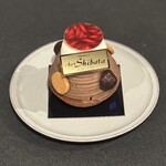 シェ・シバタ - 