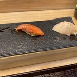 鮨処 凜 - 貴重なサーモン