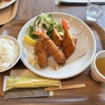 Cafe＆Dining HANAむこう - 