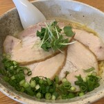 麺や けせらせら - 塩ラーメン　チャーシュートッピング