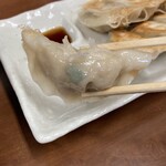 らーめん八 - 薄い皮のしっとり透明感