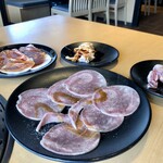 焼肉きんぐ - 料理写真: