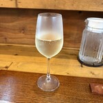 Ramen FeeL - 白ワイン500円