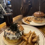 HYOE'S BURGERS + FRIES - 